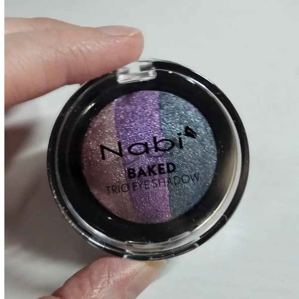 Nabi Baked Trio Eyeshadow Purple ~ NEW